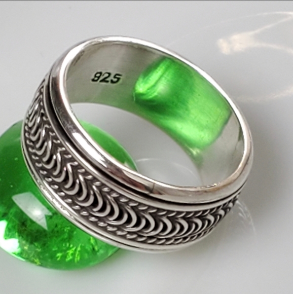 NEW .925 Sterling Silver Concentration Ring - Picture 6 of 8